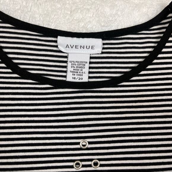 Vintage striped tee with star - Picture 3 of 6